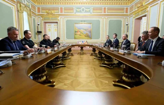 Kushner and Witkoff to discuss ‘new’ peace plan with Ukrainian delegation, sources say
