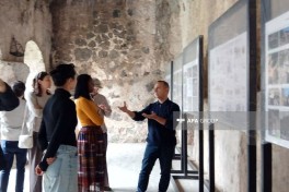 International travelers visit Khudavang monastery complex - PHOTO 