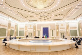 Expanded meeting of Caspian Environmental Summit held in Turkmenbashi, President Ilham Aliyev addresses event - UPDATED 