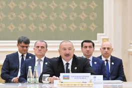 Expanded meeting of Caspian Environmental Summit held in Turkmenbashi, President Ilham Aliyev addresses event - UPDATED 