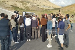 International travelers familiarize themselves with work carried out on Horadiz-Aghband highway - PHOTO 