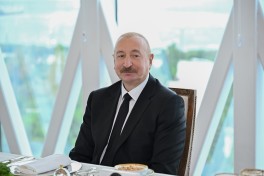 President Ilham Aliyev and Head of Chechen Republic of Russia have lunch together
