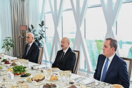 President Ilham Aliyev and Head of Chechen Republic of Russia have lunch together