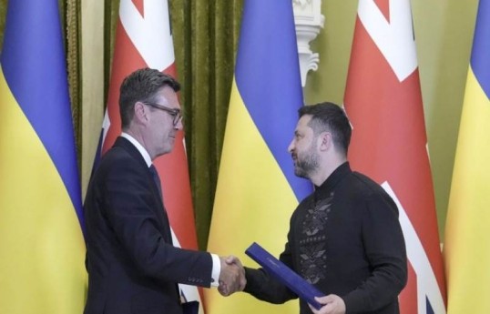 Burnham: UK to adopt more Russia sanctions