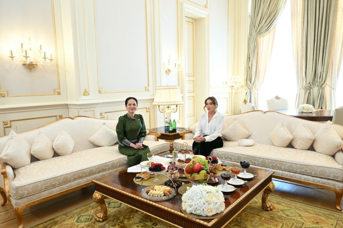 First Lady of the Kingdom of Cambodia Pich Chanmony and  First Lady of the Republic of Azerbaijan Mehriban Aliyeva