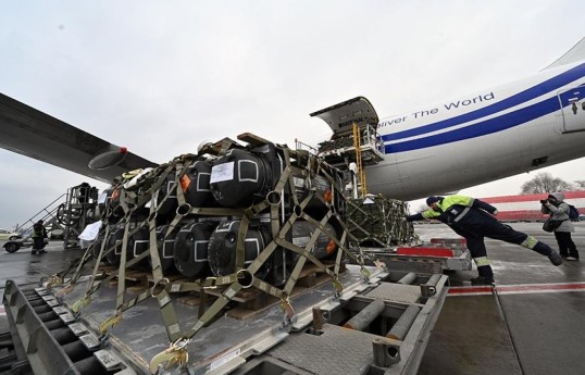 US threatens to halt Ukraine weapons programme and intelligence sharing — FT