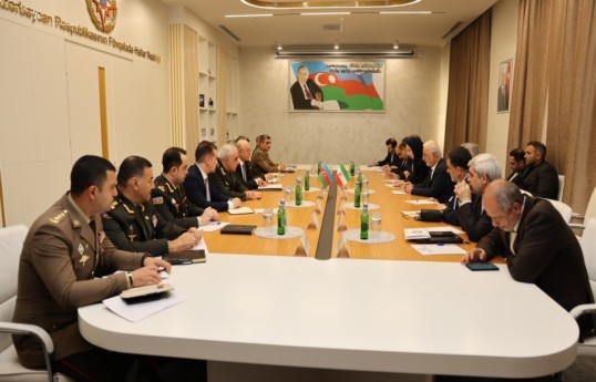 Kamaladdin Heydarov meets Iranian Interior Minister