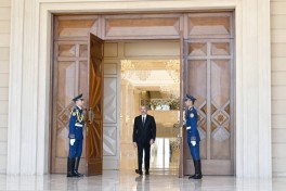Official welcome ceremony held in Baku for Prime Minister of Cambodia - PHOTO 