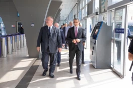 Czech transport minister visits Baku Railway Station