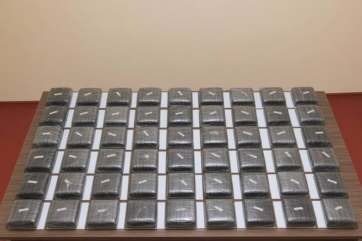Azerbaijan intercepts large shipment of drugs from Iran - PHOTO 