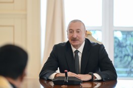 President Ilham Aliyev held expanded meeting with President of Laos - PHOTO 