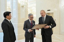 Official luncheon hosted on behalf of President Ilham Aliyev in honor of President of Laos