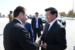President of Laos visits Victory Park