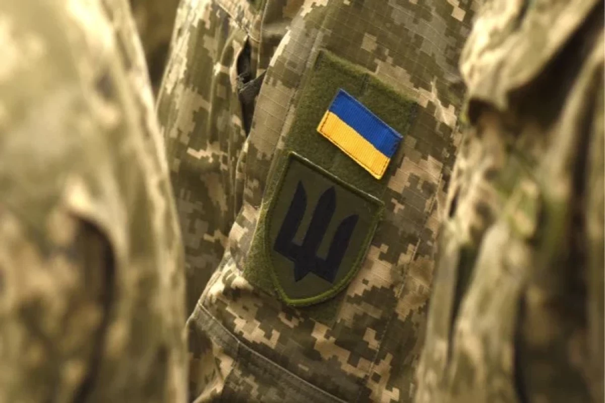 Unknown assailant shot dead five Ukrainian soldiers in Kharkiv region: police are searching for attacker
