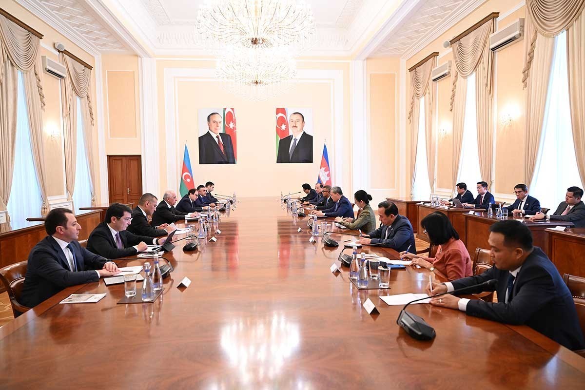 Prime Ministers of Azerbaijan and Cambodia meet in Baku