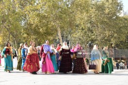 NGOs hold kelaghayi march in central Baku
