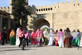 NGOs hold kelaghayi march in central Baku