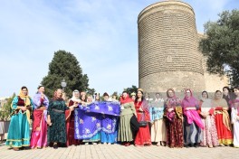 NGOs hold kelaghayi march in central Baku