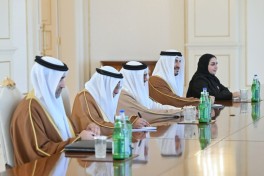 President Ilham Aliyev receives Bahrain’s Foreign Minister