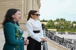 President Ilham Aliyev met with Vietnamese Vice President