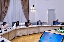 Prospects for LNG supplies to Vietnam discussed in Baku