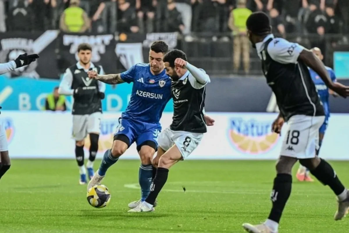 Match between Azerbaijani football clubs Neftchi and Qarabag ends with draw