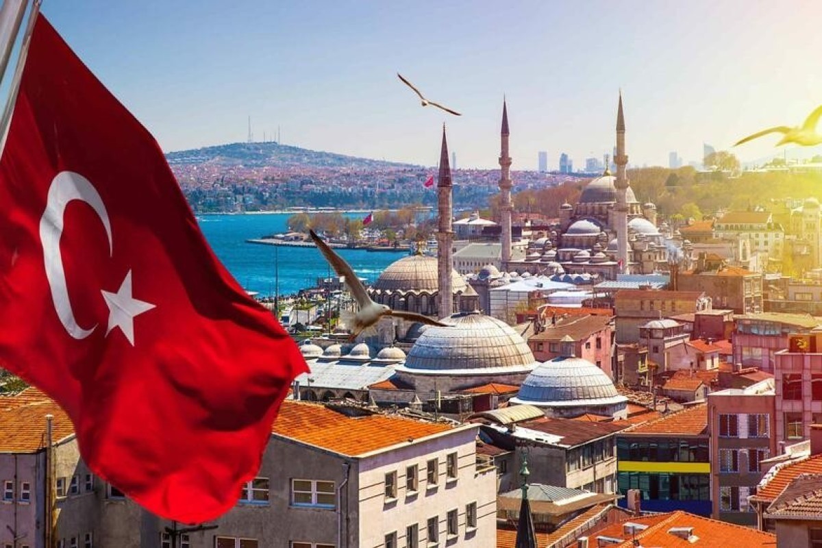 Azerbaijani citizens purchase 70 apartments in Türkiye last month