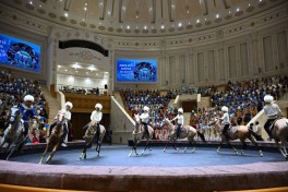 Leyla Aliyeva watches performance of Turkmen iconic Galkynysh national equestrian group in Arkadag city