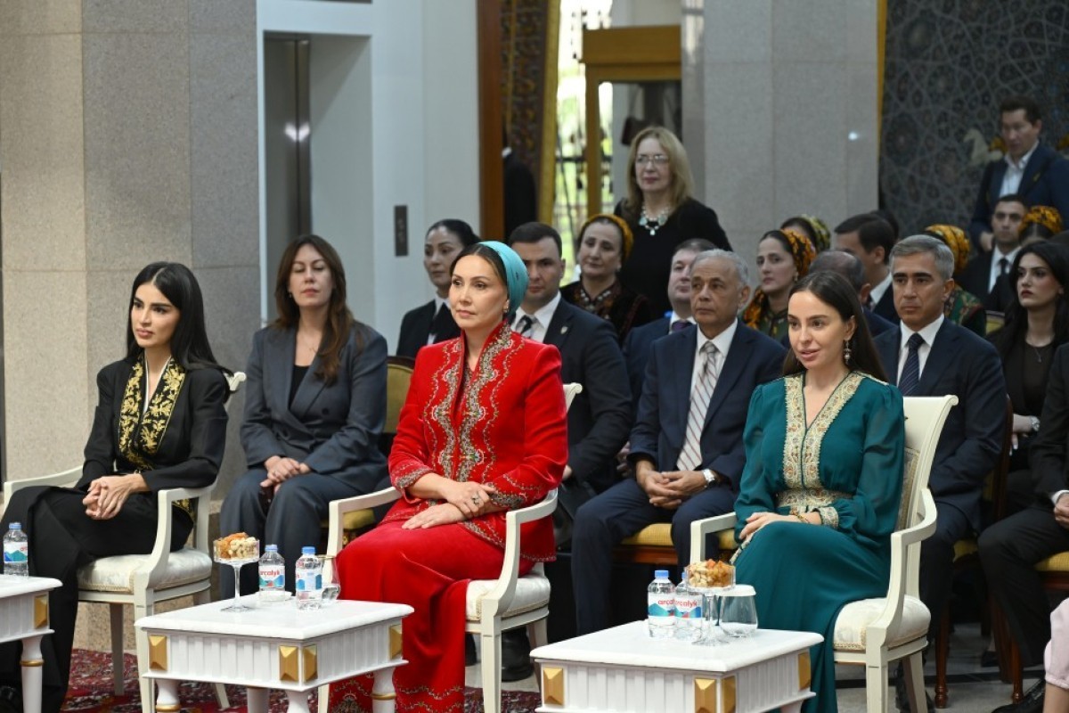 Leyla Aliyeva visits Turkmen Carpet Museum in Ashgabat