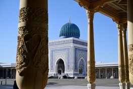 Leyla Aliyeva visits "The World Through a Child's Eyes" exhibition and Imam al-Bukhari Memorial Complex in Samarkand