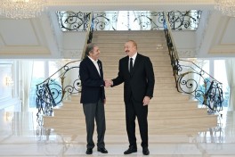 President Ilham Aliyev presented “Istiglal” Order to Farhad Khalilov