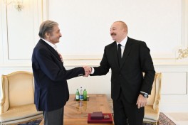 President Ilham Aliyev presented “Istiglal” Order to Farhad Khalilov