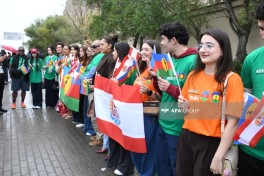 Baku hosts show of support for young footballers from New Caledonia and French Polynesia-PHOTO 