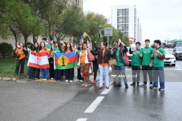 Baku hosts show of support for young footballers from New Caledonia and French Polynesia-PHOTO 