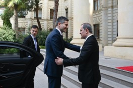 Azerbaijani and Dutch foreign ministers begin tête-à-tête meeting in Baku - UPDATED 