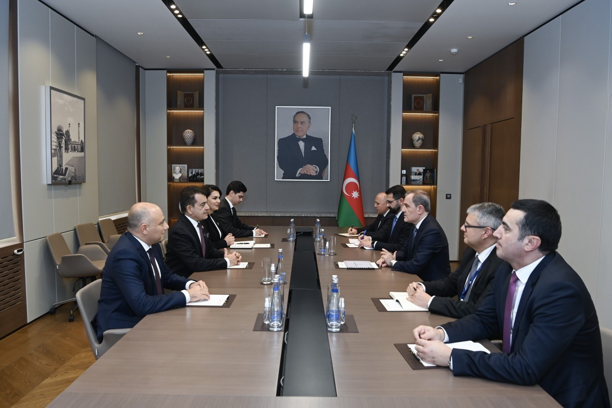 Azerbaijani FM Jeyhun Bayramov meets with ICESCO Director-General