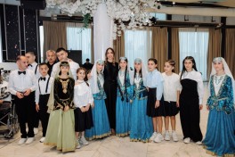 Leyla Aliyeva and Arzu Aliyeva attend concert as part of "Aria of Paradise" project
