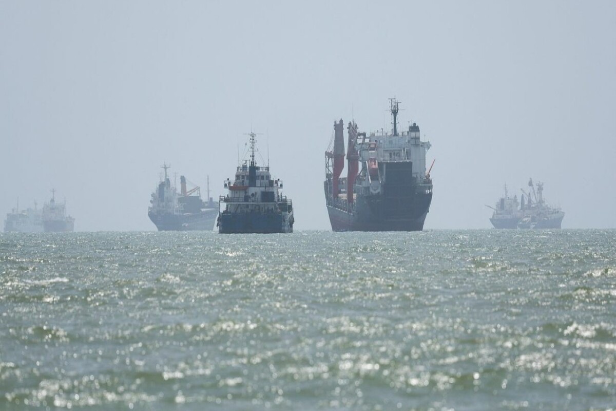 South Korea says considering deployment options to Strait of Hormuz, including aircraft