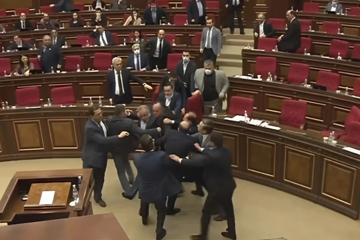 Mass brawl erupts between lawmakers in Armenia