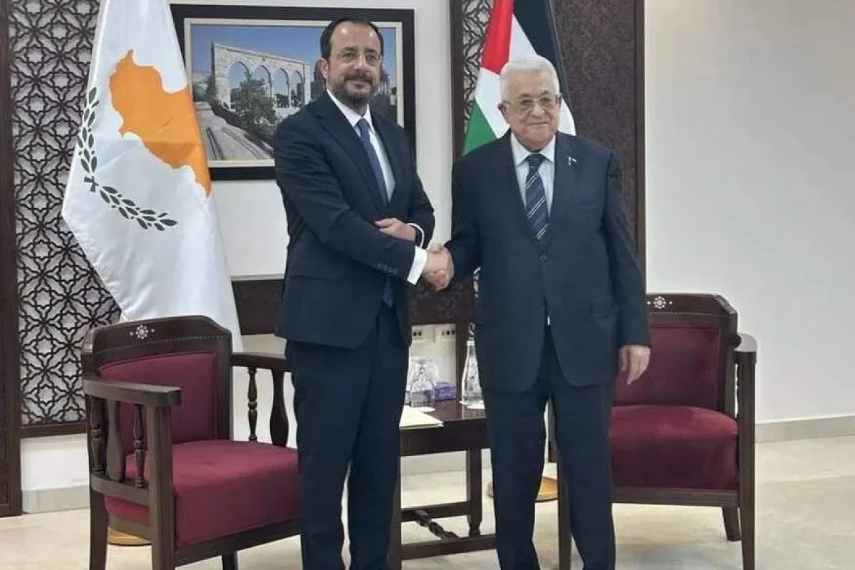 Cypriot President Nikos Christodoulides and Palestinian President Mahmoud Abbas