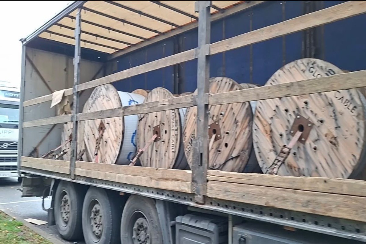 Azerbaijan delivers $1.5 million worth of energy equipment to Ukraine