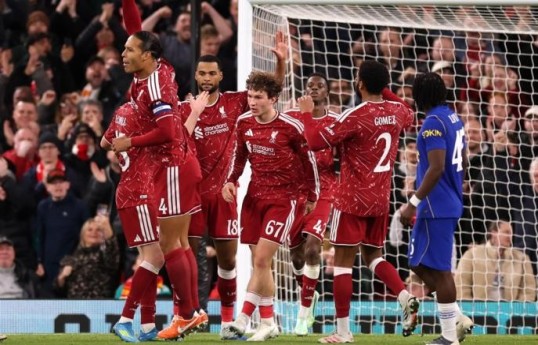 Liverpool beat Chelsea to reach the quarter-finals of the English League Cup