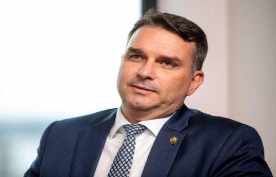 Brazilian ​Senator Flavio Bolsonaro