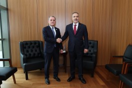 Azerbaijani and Turkish FMs meet in Ankara