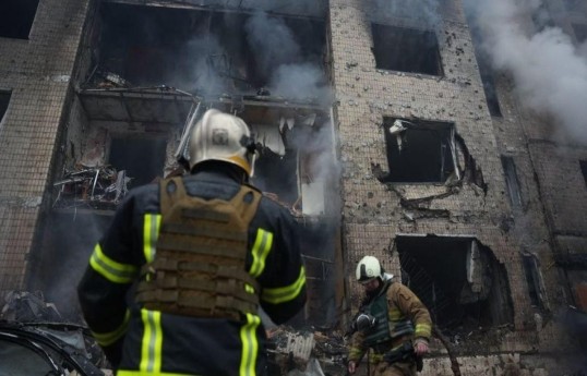 Russia launches ballistic missile attack on Kyiv, killing one