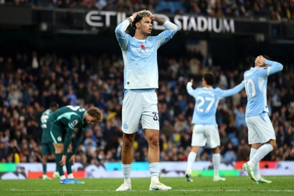 Premier League leaders Manchester City lost their second match in row, losing to Brighton