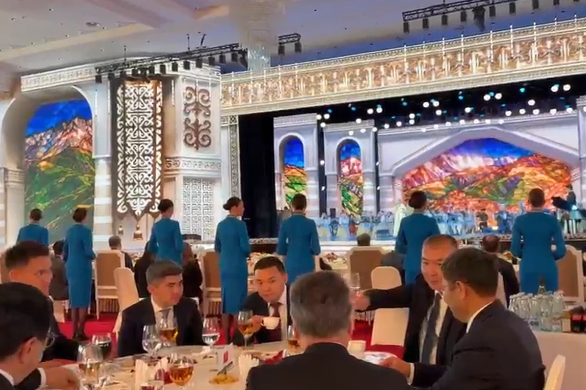 Banquet hosted on behalf of Kyrgyz President for heads of state and government in Bishkek