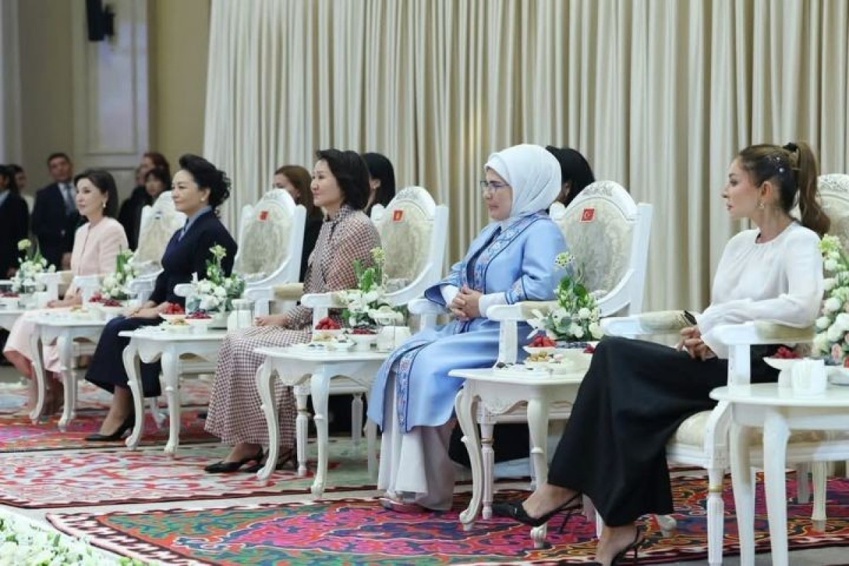 First ladies of five countries visit handicraft exhibition in Bishkek