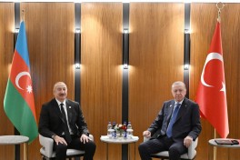 President Ilham Aliyev met with Turkish President Recep Tayyip Erdogan in Bishkek - UPDATED 
