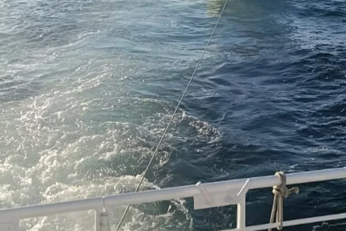Two commercial ships collide off Istanbul, contact lost with 10 crew members